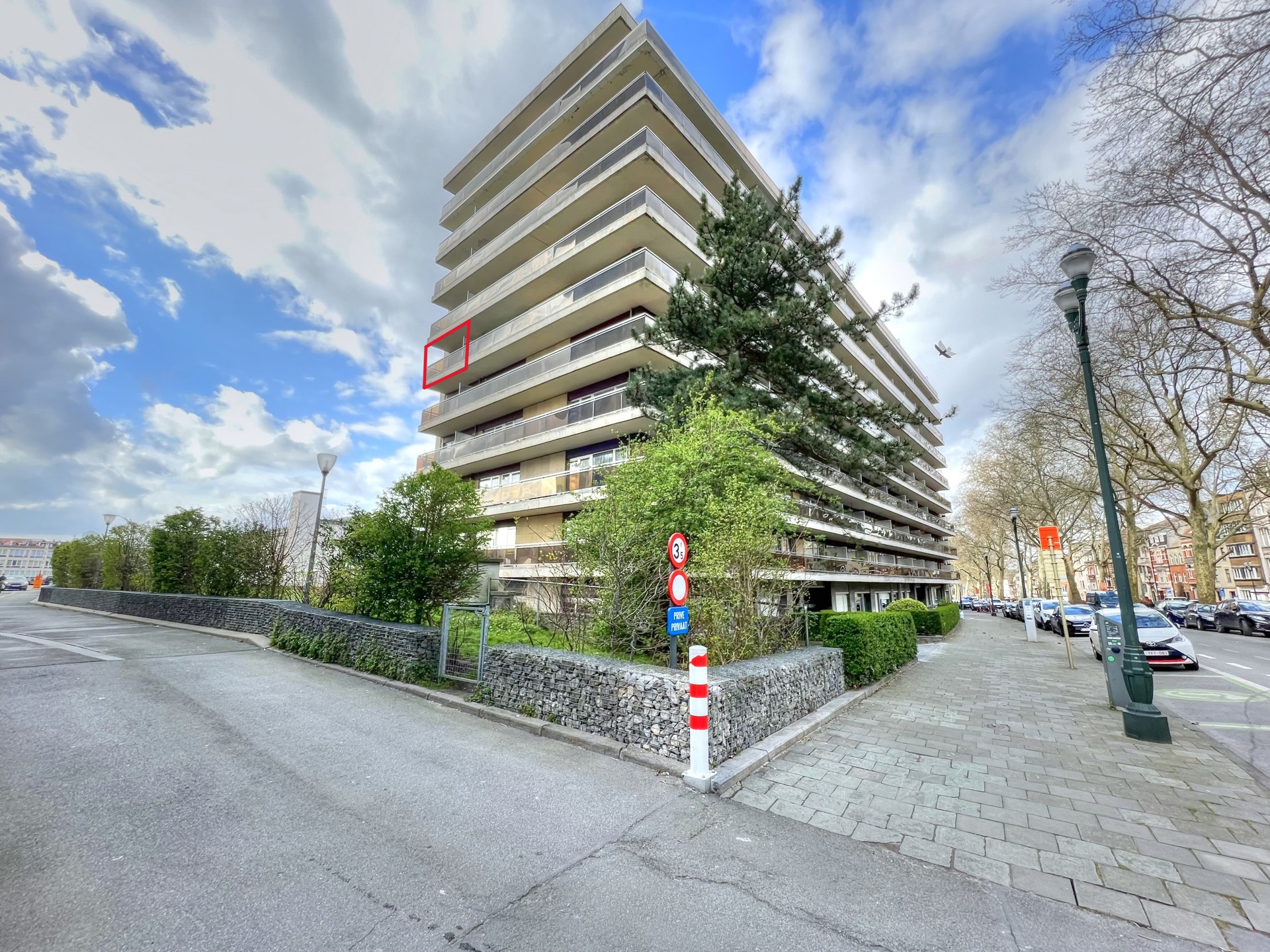 Josaphat/Voltaire: appt 100 m² deux chambre + terrasse PEB C