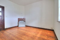 Quartier La Chasse: Appartement RDC avec jardin et cour