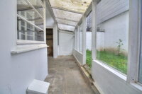 Quartier La Chasse: Appartement RDC avec jardin et cour