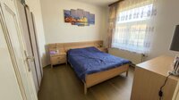 EVERE : Immeuble de rapport de 3 appartements avec jardin